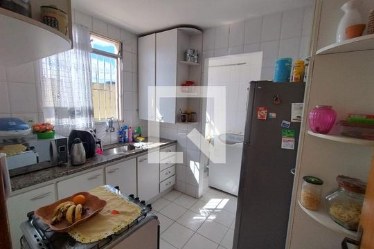 Apartamento à venda com 2 quartos, 60m² em Maria Virgínia, Belo Horizonte