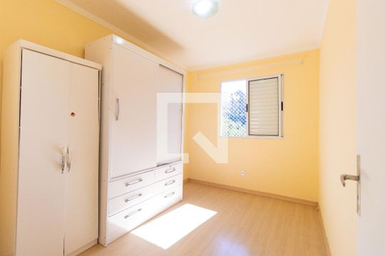 Quarto 1 de apartamento para alugar com 2 quartos, 45m² em Jardim Central, Cotia