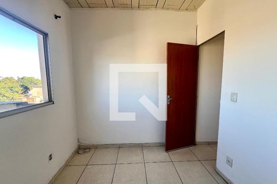 Quarto 2 de apartamento para alugar com 2 quartos, 40m² em Parque Xangri-lá, Contagem