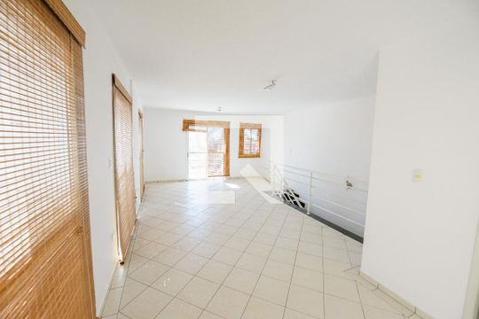 Sala 2 de apartamento para alugar com 3 quartos, 297m² em Centro, Taubaté