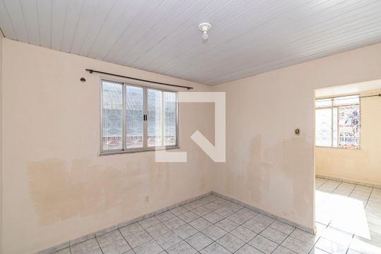 Quarto 1 de casa à venda com 2 quartos, 128m² em Penha, Rio de Janeiro