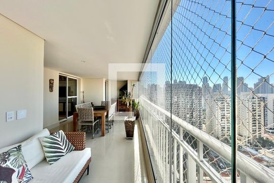 Varanda gourmet de apartamento à venda com 3 quartos, 122m² em Vila Regente Feijó, São Paulo