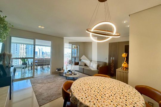 Sala de apartamento à venda com 3 quartos, 122m² em Vila Regente Feijó, São Paulo