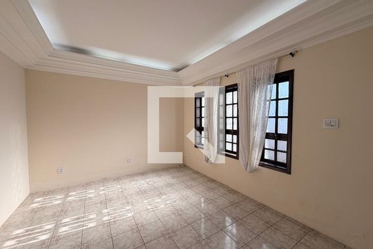 Sala de casa à venda com 2 quartos, 160m² em Vila Sao Paulo, Jundiaí