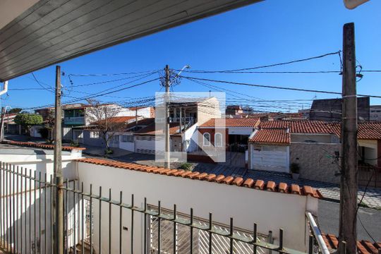 Casa para alugar com 3 quartos, 214m² em Jardim Maria Antônia Prado, Sorocaba