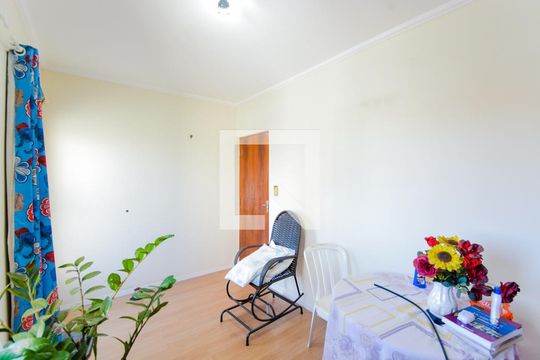 Quarto 2 de casa à venda com 4 quartos, 220m² em Vila Rio de Janeiro, Guarulhos