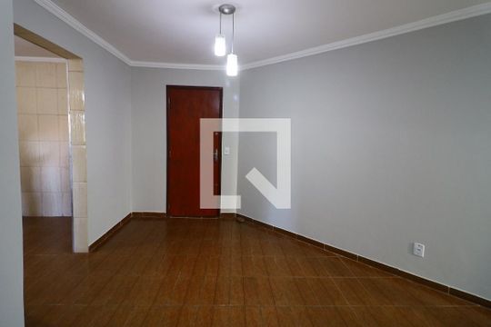 Sala de apartamento para alugar com 2 quartos, 52m² em Padroeira, Osasco