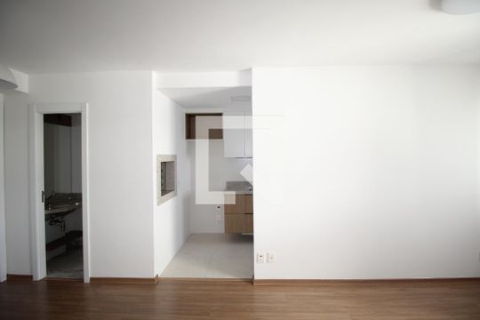 Sala de apartamento para alugar com 1 quarto, 49m² em Petrópolis, Porto Alegre