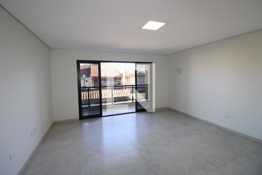 Casa à venda com 3 quartos, 210m² em Jardim Nossa Senhora do Carmo, São Paulo