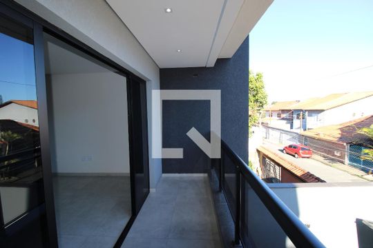 Casa à venda com 3 quartos, 210m² em Jardim Nossa Senhora do Carmo, São Paulo