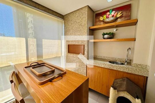 Apartamento à venda com 3 quartos, 228m² em Centro, Canoas