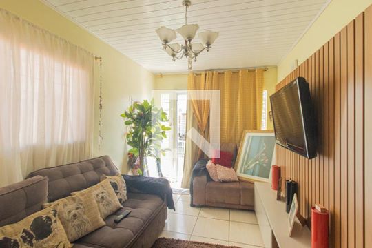 Sala de casa à venda com 3 quartos, 230m² em Cajuru, Curitiba