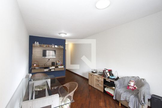 Sala de apartamento à venda com 2 quartos, 75m² em Coracao de Jesus, Belo Horizonte