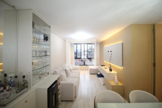 Apartamento à venda com 3 quartos, 84m² em Jardim Botânico, Porto Alegre