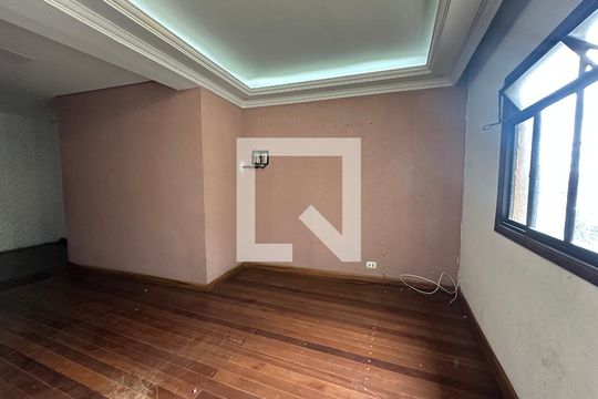Sala de casa à venda com 3 quartos, 190m² em Jardim Silveira, Barueri