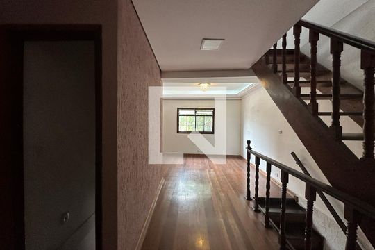 Sala de casa à venda com 3 quartos, 190m² em Jardim Silveira, Barueri