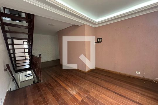 Sala de casa à venda com 3 quartos, 190m² em Jardim Silveira, Barueri