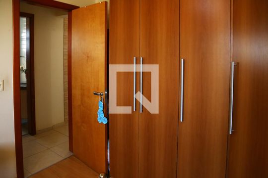 Armário da suíte de apartamento à venda com 2 quartos, 70m² em Alto da Glória, Goiânia