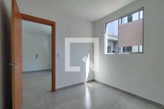 quarto 1 de apartamento para alugar com 2 quartos, 46m² em Canudos, Novo Hamburgo