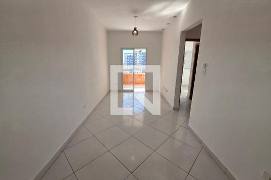 Sala de apartamento para alugar com 2 quartos, 70m² em Cidade Ocian, Praia Grande