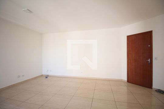 Sala de apartamento para alugar com 2 quartos, 72m² em Jardim Maria Rosa, Taboão da Serra