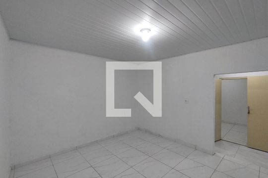 Sala  de casa para alugar com 2 quartos, 70m² em Vila Gumercindo, São Paulo