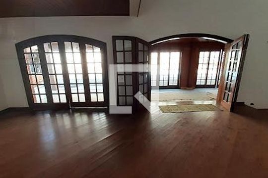 Casa de Condomínio à venda com 4 quartos, 405m² em Jardim Paulista, Barueri