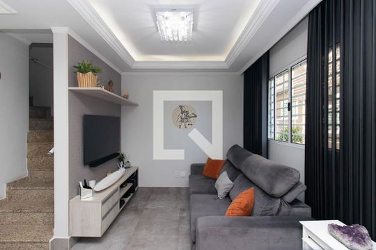 Sala de casa de condomínio à venda com 3 quartos, 120m² em Vila Isolina Mazzei, São Paulo
