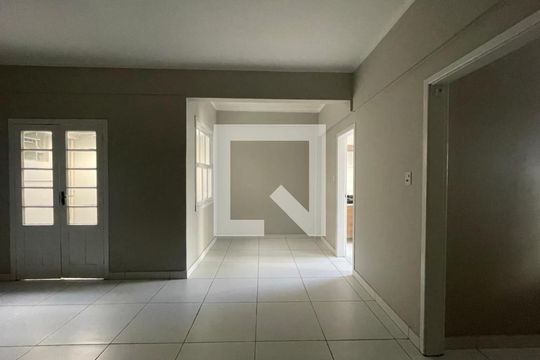 Apartamento para alugar com 3 quartos, 118m² em Industrial, Novo Hamburgo