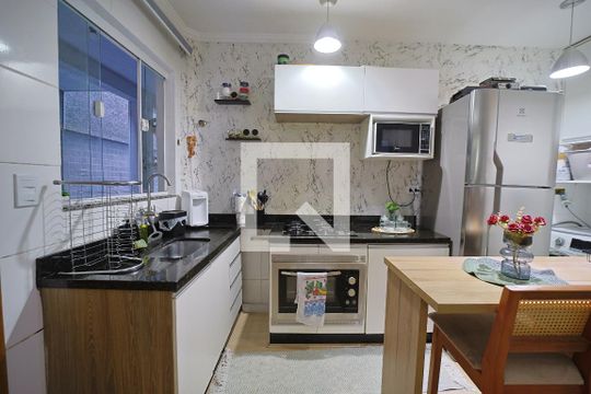 Sala/Cozinha de apartamento para alugar com 2 quartos, 40m² em Vila Uniao (zona Leste), São Paulo