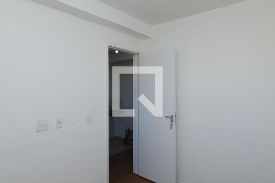 Quarto 2 de apartamento para alugar com 2 quartos, 34m² em Parque Dom Joao Neri, São Paulo
