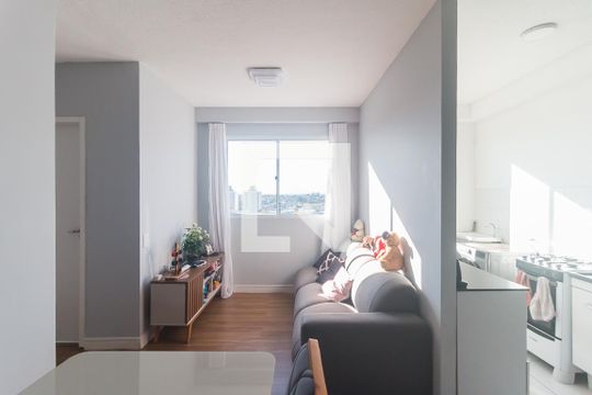 Sala de apartamento para alugar com 2 quartos, 48m² em Vila Monteiro, Poá
