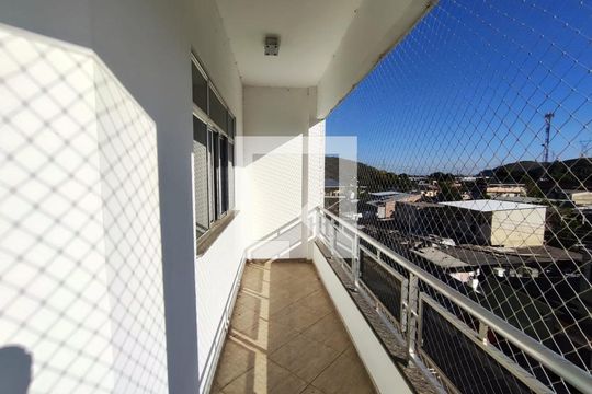 Apartamento para alugar com 2 quartos, 140m² em Vila Canaan, Duque de Caxias