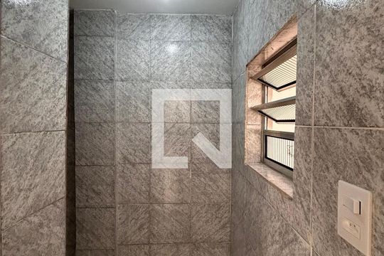Closet de casa para alugar com 1 quarto, 40m² em Vila do Castelo, São Paulo