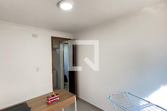 Quarto 2 de apartamento à venda com 2 quartos, 42m² em Conjunto Habitacional Padre Manoel de Paiva, São Paulo