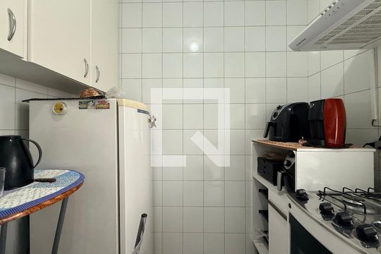 Cozinha de apartamento à venda com 3 quartos, 85m² em Castelo, Belo Horizonte