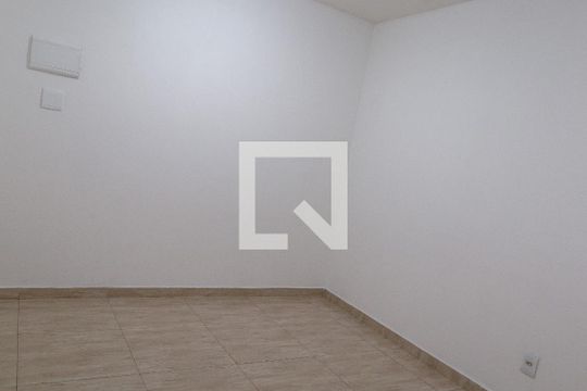 Sala de apartamento para alugar com 2 quartos, 51m² em Jardim Ansalca, Guarulhos
