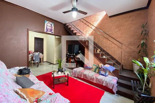 Casa à venda com 2 quartos, 120m² em Piedade, Rio de Janeiro