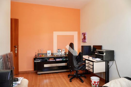 Quarto 2 de casa à venda com 5 quartos, 313m² em Cachoeirinha, Belo Horizonte