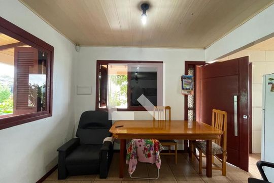 Casa à venda com 6 quartos, 150m² em Santa Teresa, São Leopoldo