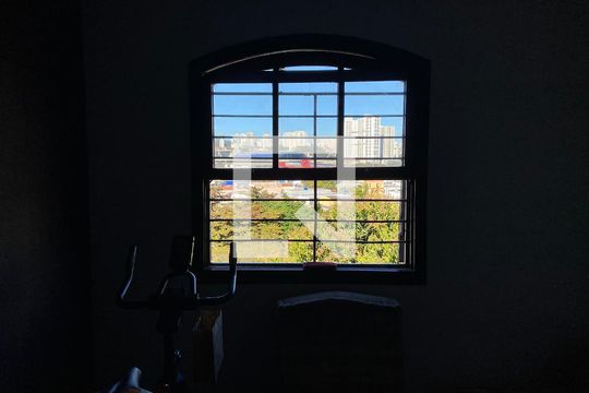 Quarto 2 de casa para alugar com 3 quartos, 250m² em Jardim Peri Peri, São Paulo