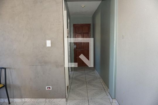 Sala de apartamento para alugar com 2 quartos, 54m² em Parque Pirajussara, Embu das Artes