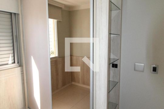 Quarto de apartamento para alugar com 2 quartos, 56m² em Parque Industrial, São José dos Campos