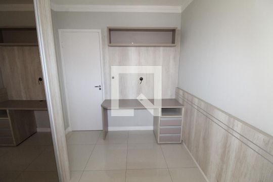 Quarto de apartamento para alugar com 2 quartos, 56m² em Parque Industrial, São José dos Campos