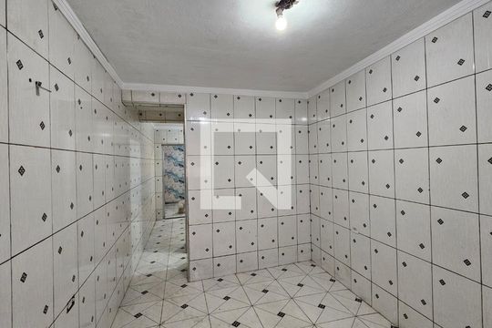 Casa para alugar com 1 quarto, 70m² em Rochdale, Osasco