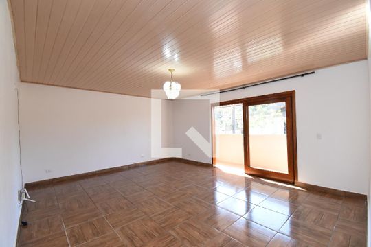 Casa para alugar com 4 quartos, 330m² em Santo Inácio, Curitiba