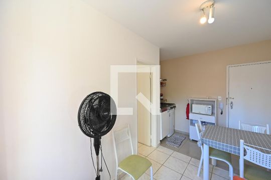 Sala de apartamento para alugar com 1 quarto, 30m² em Mirandópolis, São Paulo