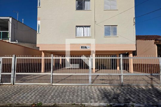Apartamento para alugar com 1 quarto, 33m² em Jardim Imperador, Praia Grande