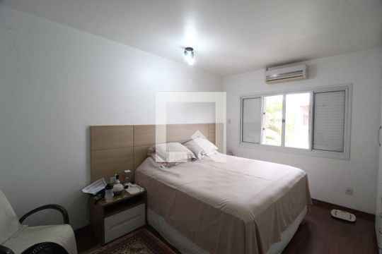 Quarto 1 - Suíte de casa para alugar com 5 quartos, 600m² em Cidade Jardim, Uberlândia