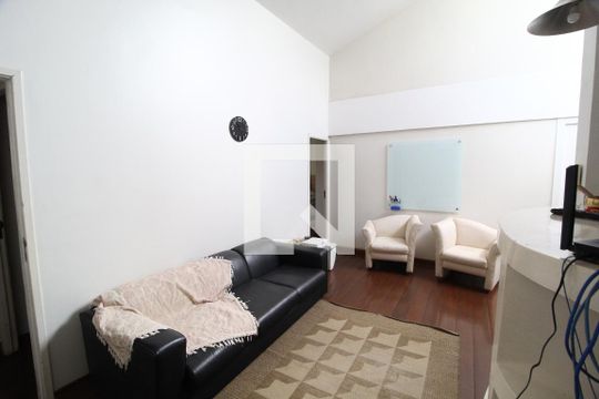 Sala de casa para alugar com 5 quartos, 600m² em Cidade Jardim, Uberlândia